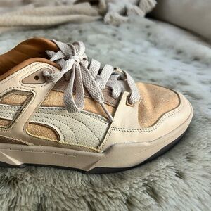 Puma Women's Sneakers in Cream and Gold